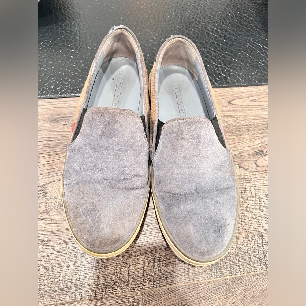 BURBERRY Sneakers